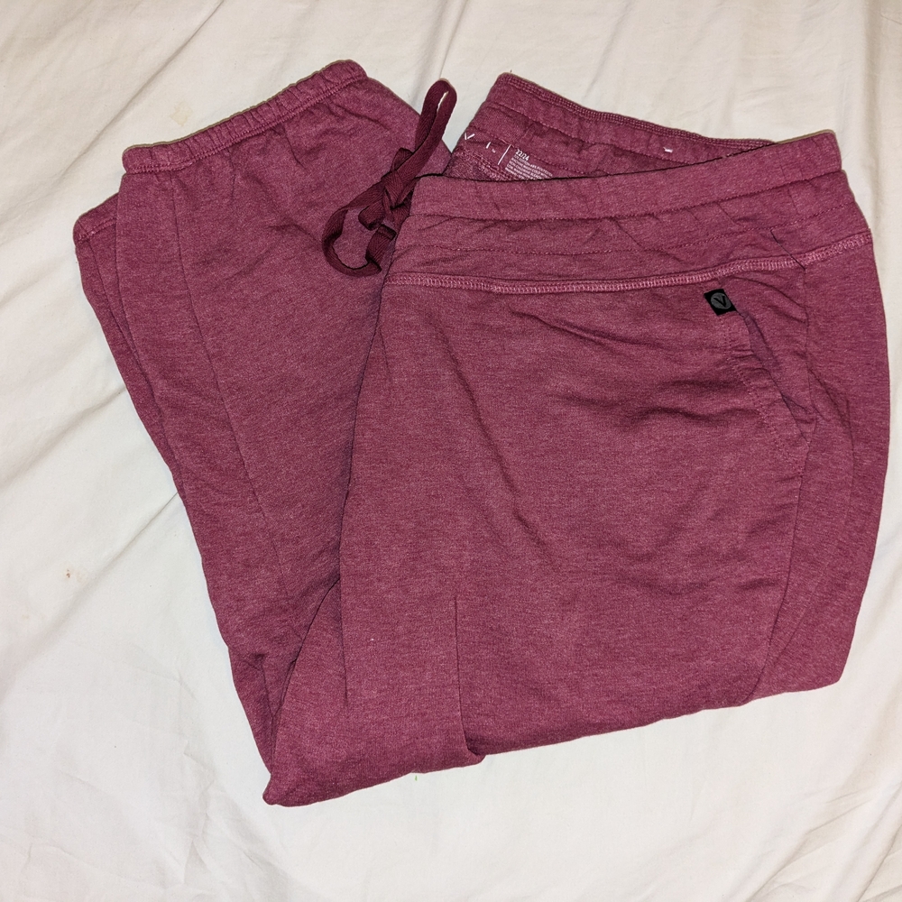 Women's Casual Pants in Maroon
